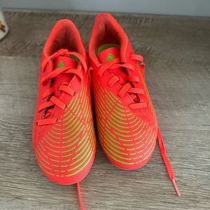 Adidas predator soccer cleats
